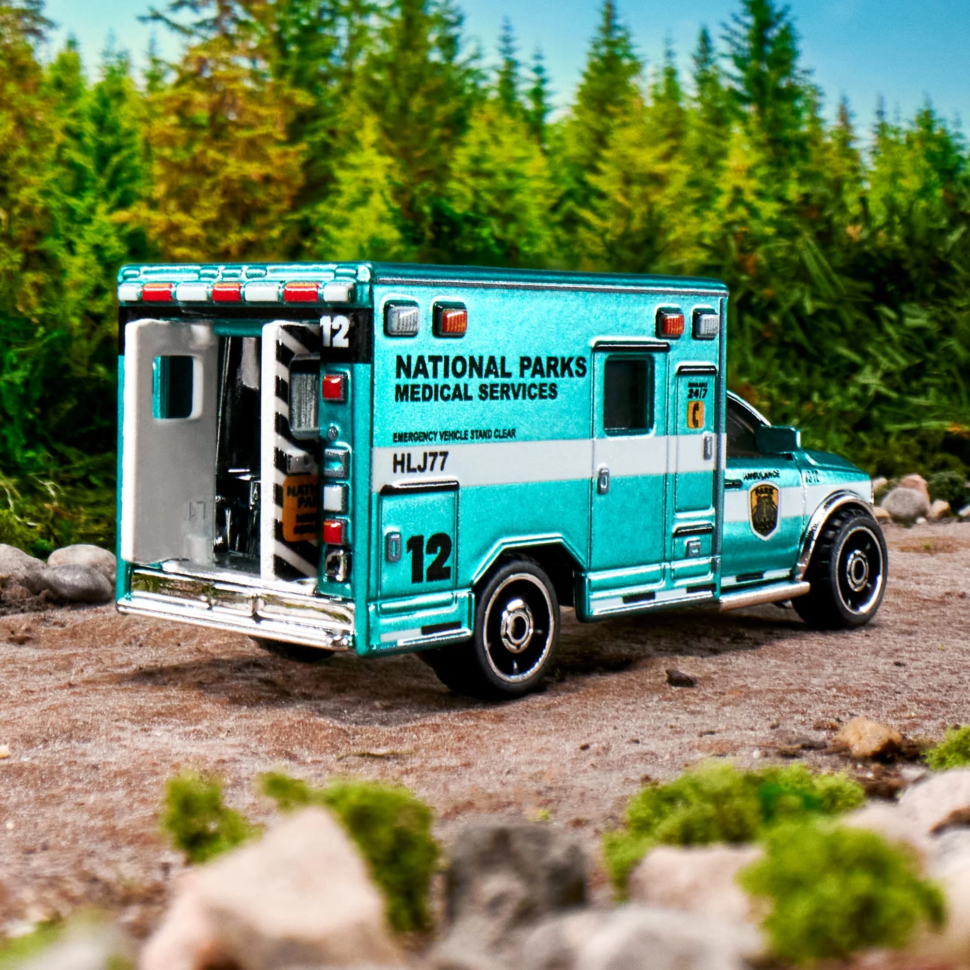 Mattel Creations Matchbox 2019 Ram Ambulance
