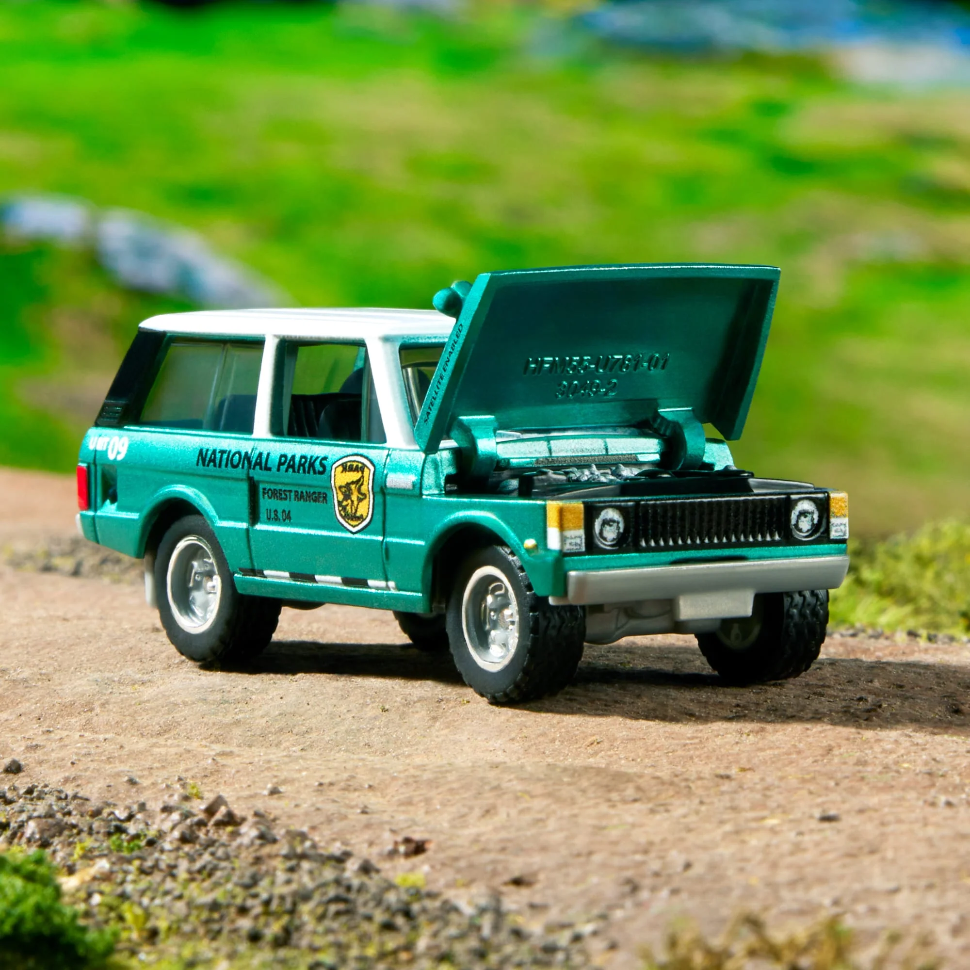Mattel Creations Matchbox 1975 Range Rover