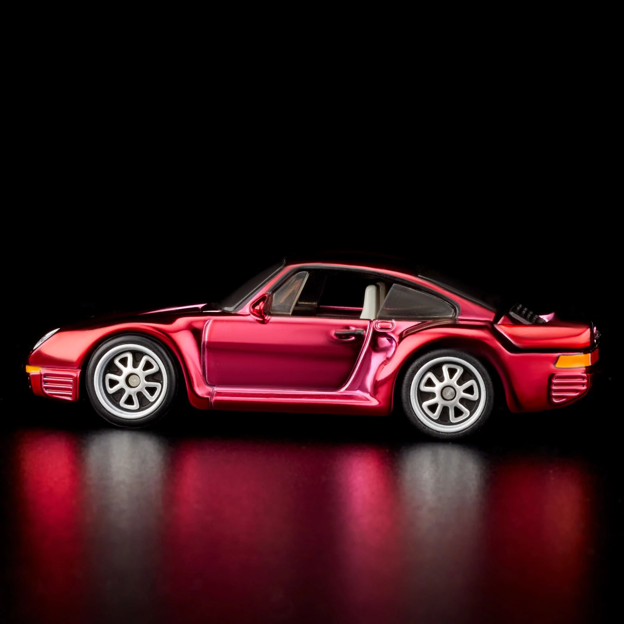 Mattel Creations RLC Exclusive 1986 Porsche 959