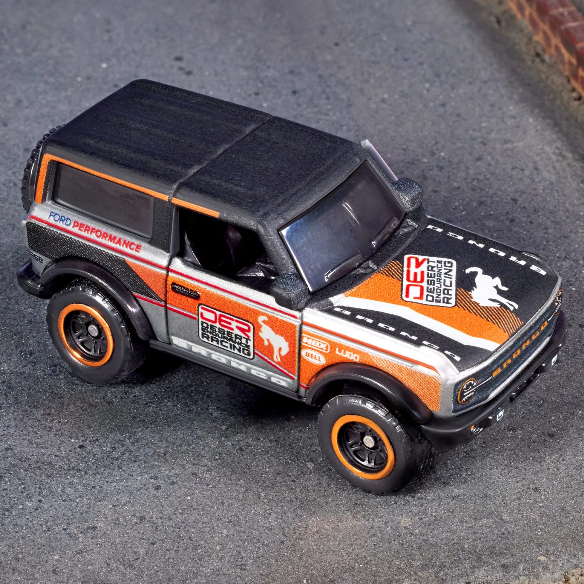Mattel Creations Matchbox 2021 Ford Bronco
