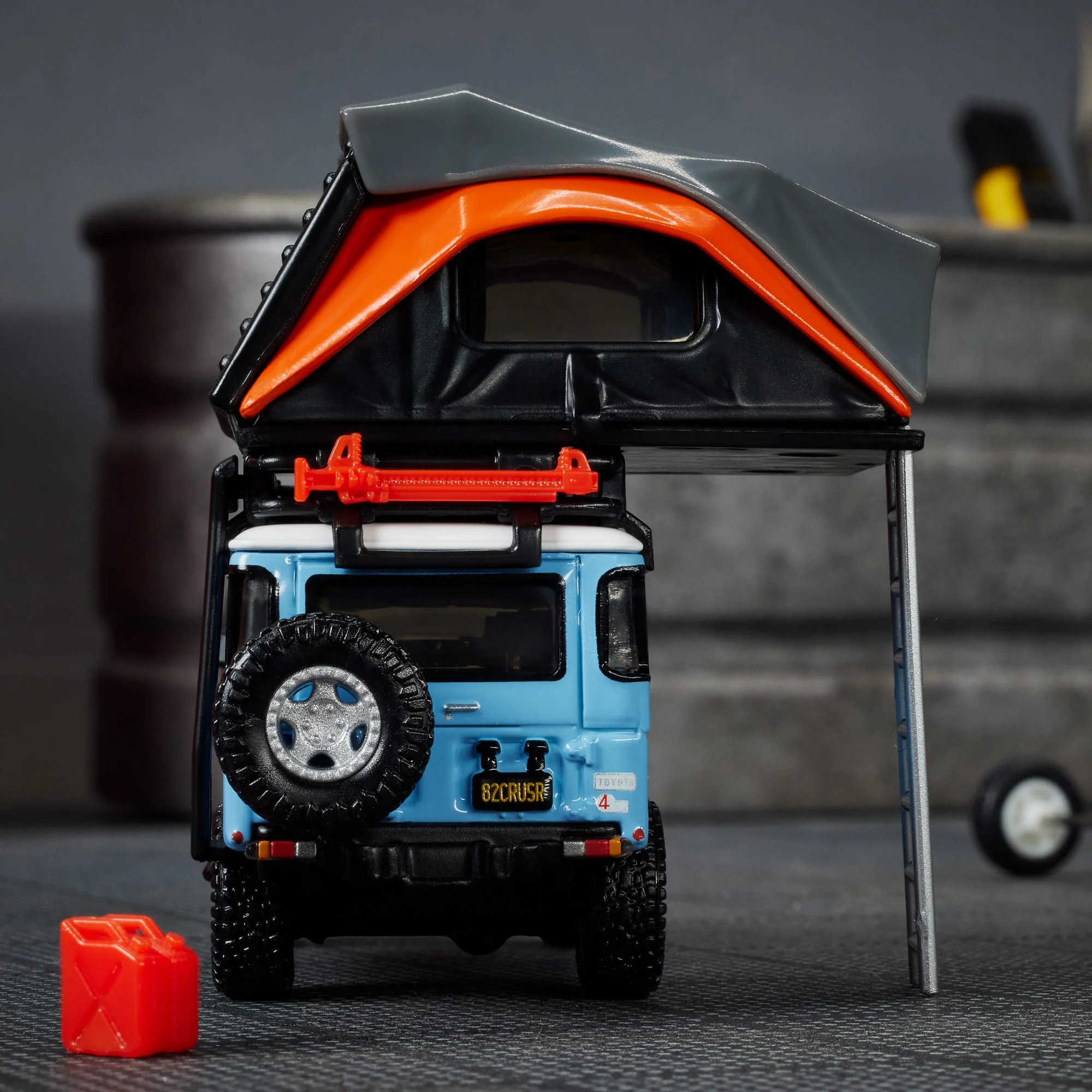 Mattel Creations Hot Wheels Elite 64 Mod Shop 1982 Custom Toyota Land Cruiser FJ45 Troopy