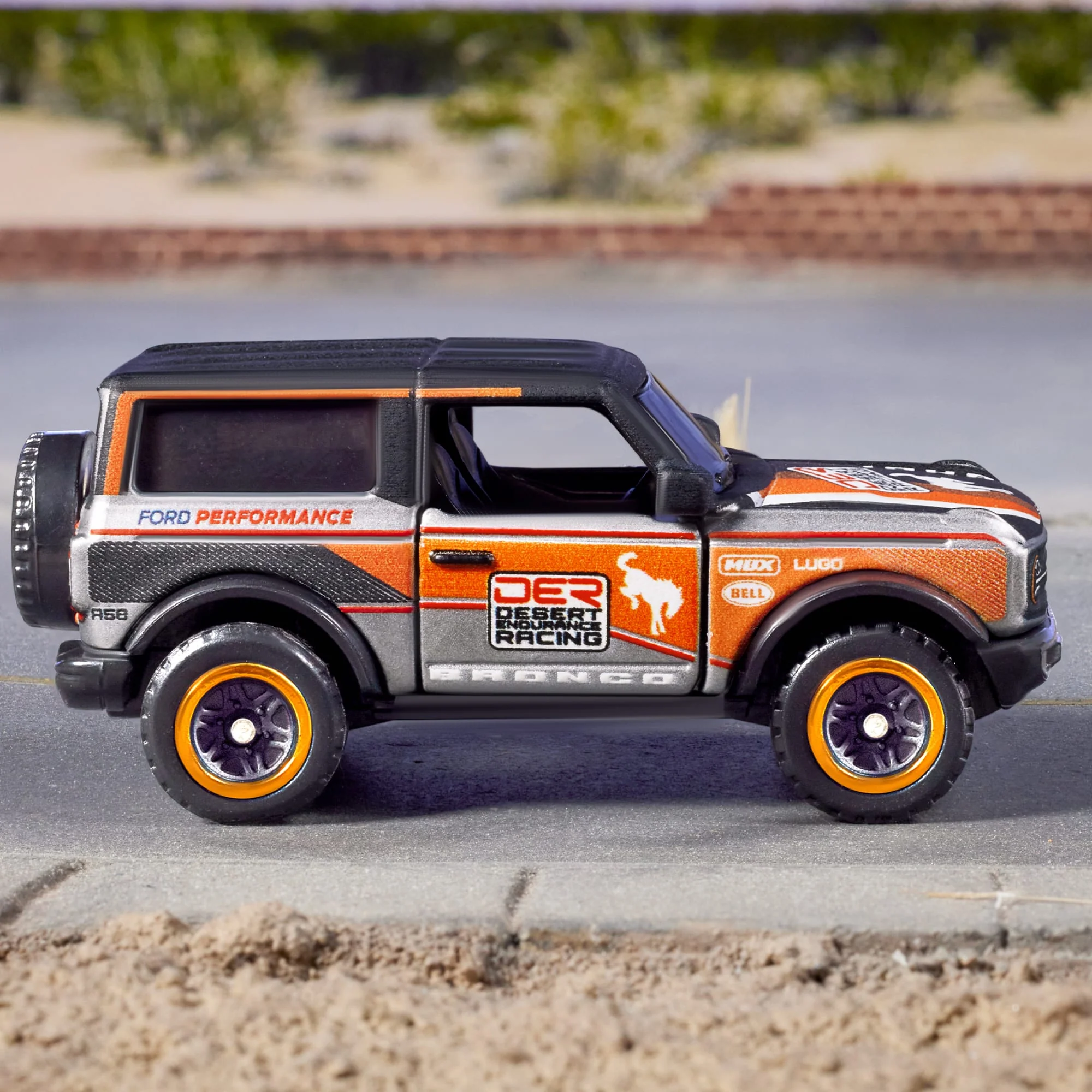 Mattel Creations Matchbox 2021 Ford Bronco