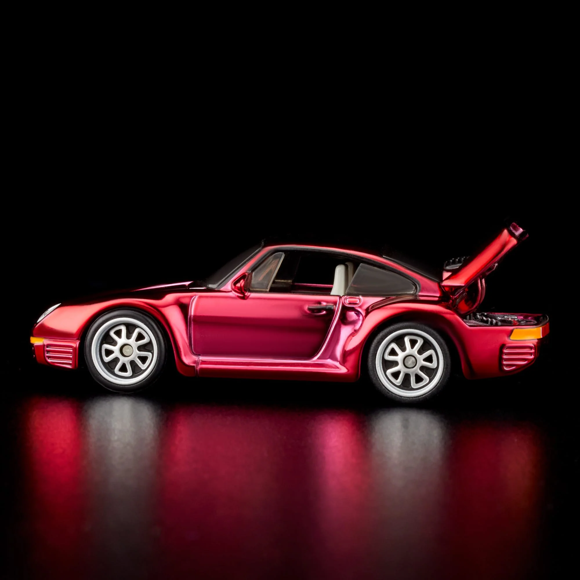 Mattel Creations RLC Exclusive 1986 Porsche 959