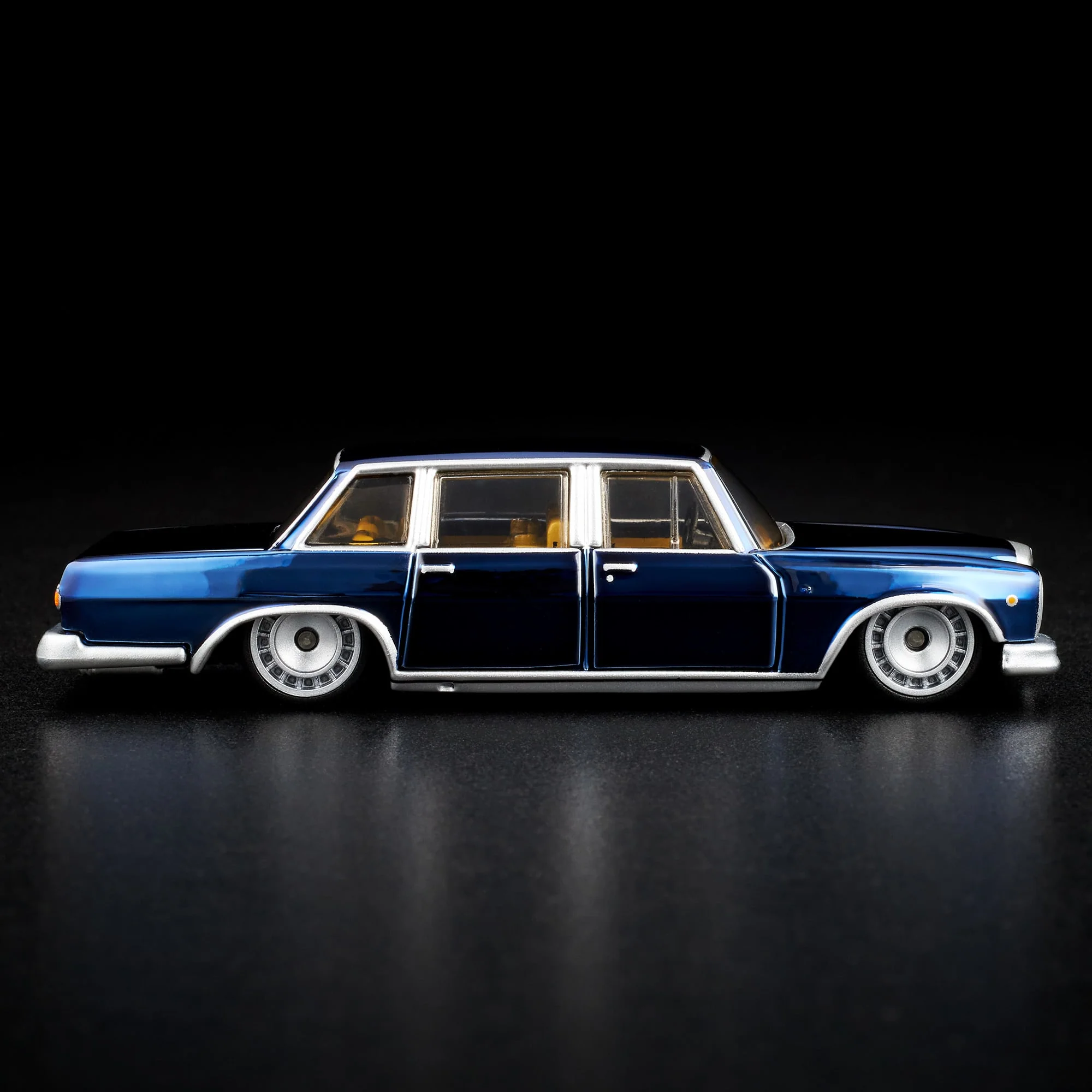 Mattel Creations RLC Exclusive 1964 Mercedes-Benz 600