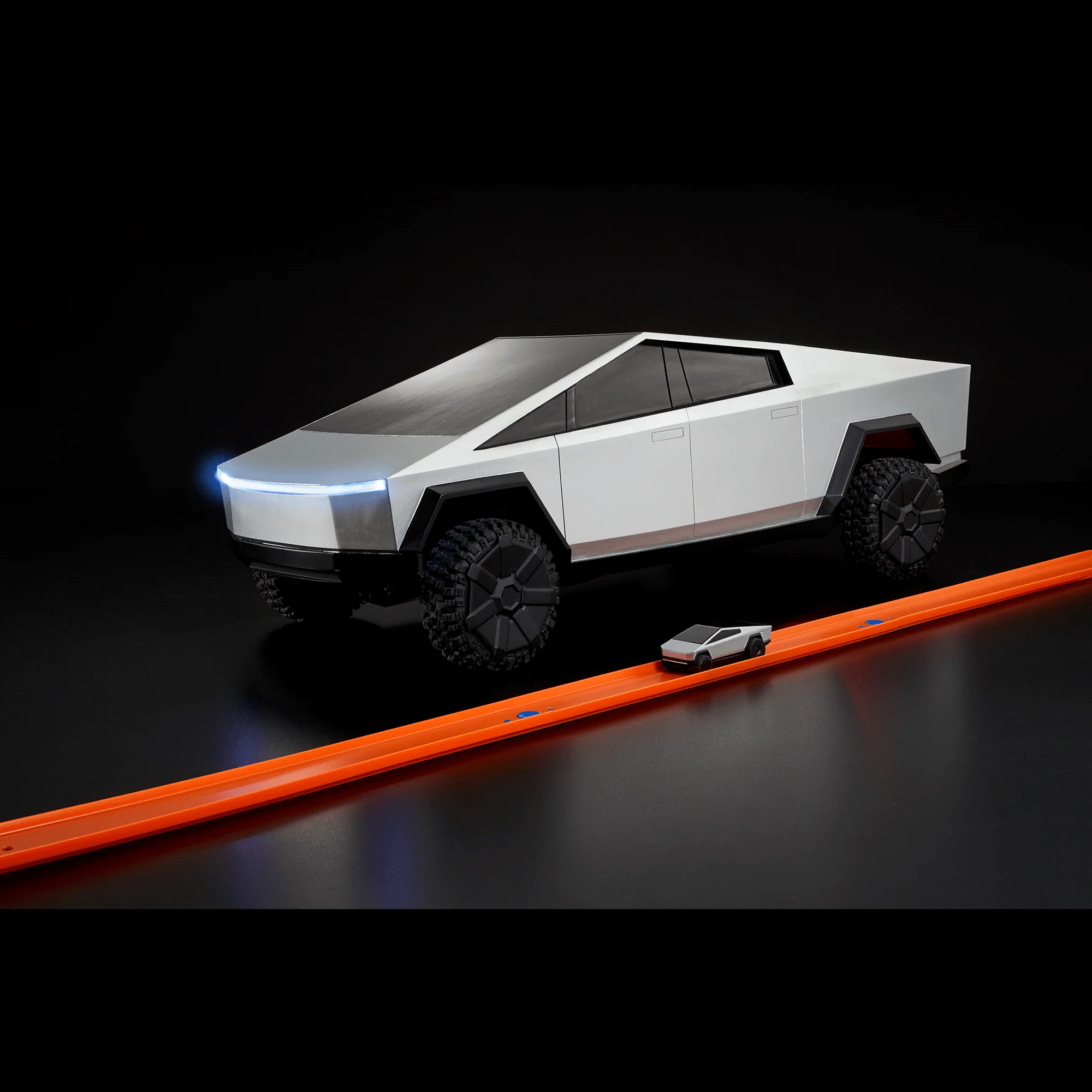 Mattel Creations 1:64 Hot Wheels R/C Cybertruck