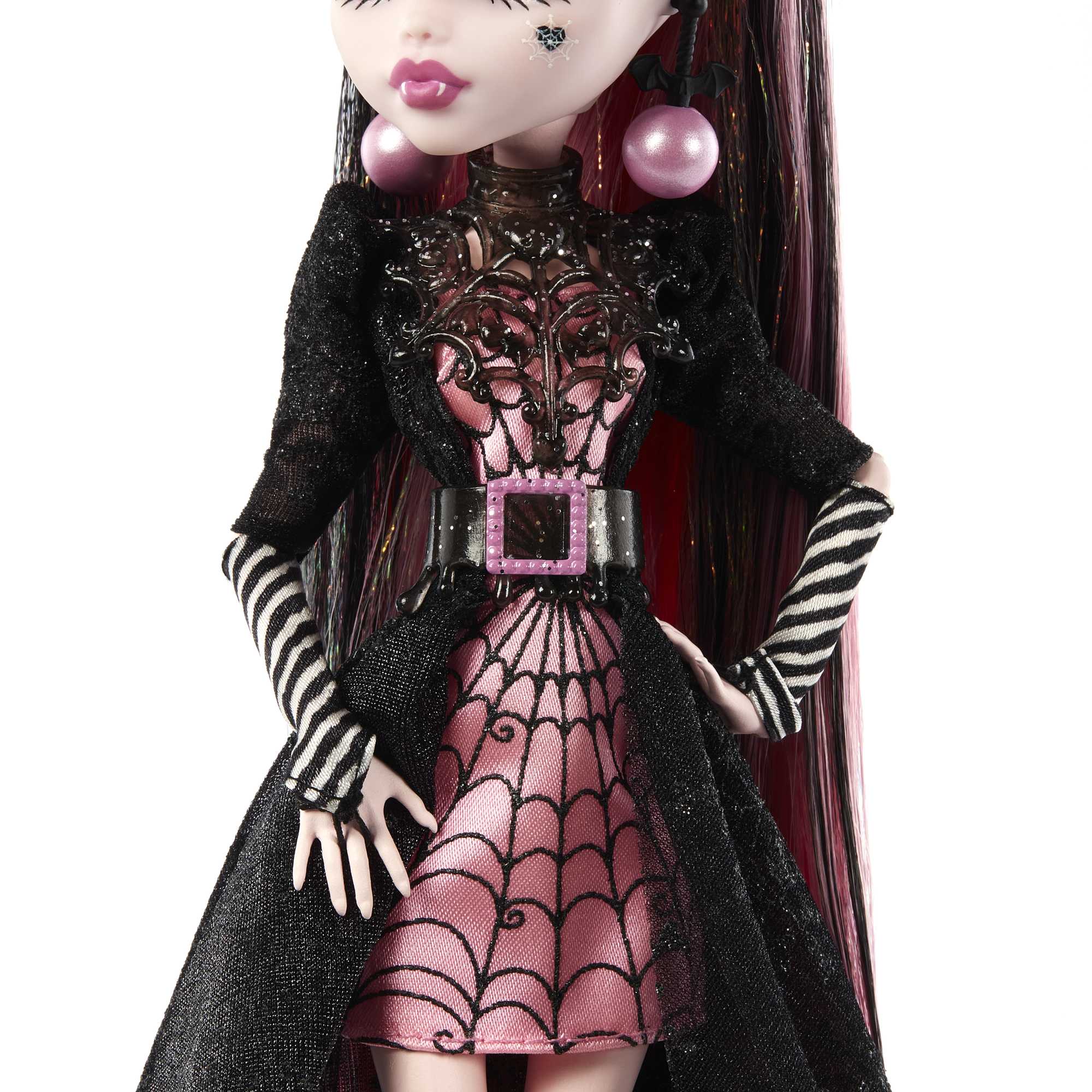 Mattel Creations Monster High Howliday: Winter Edition Draculaura Doll