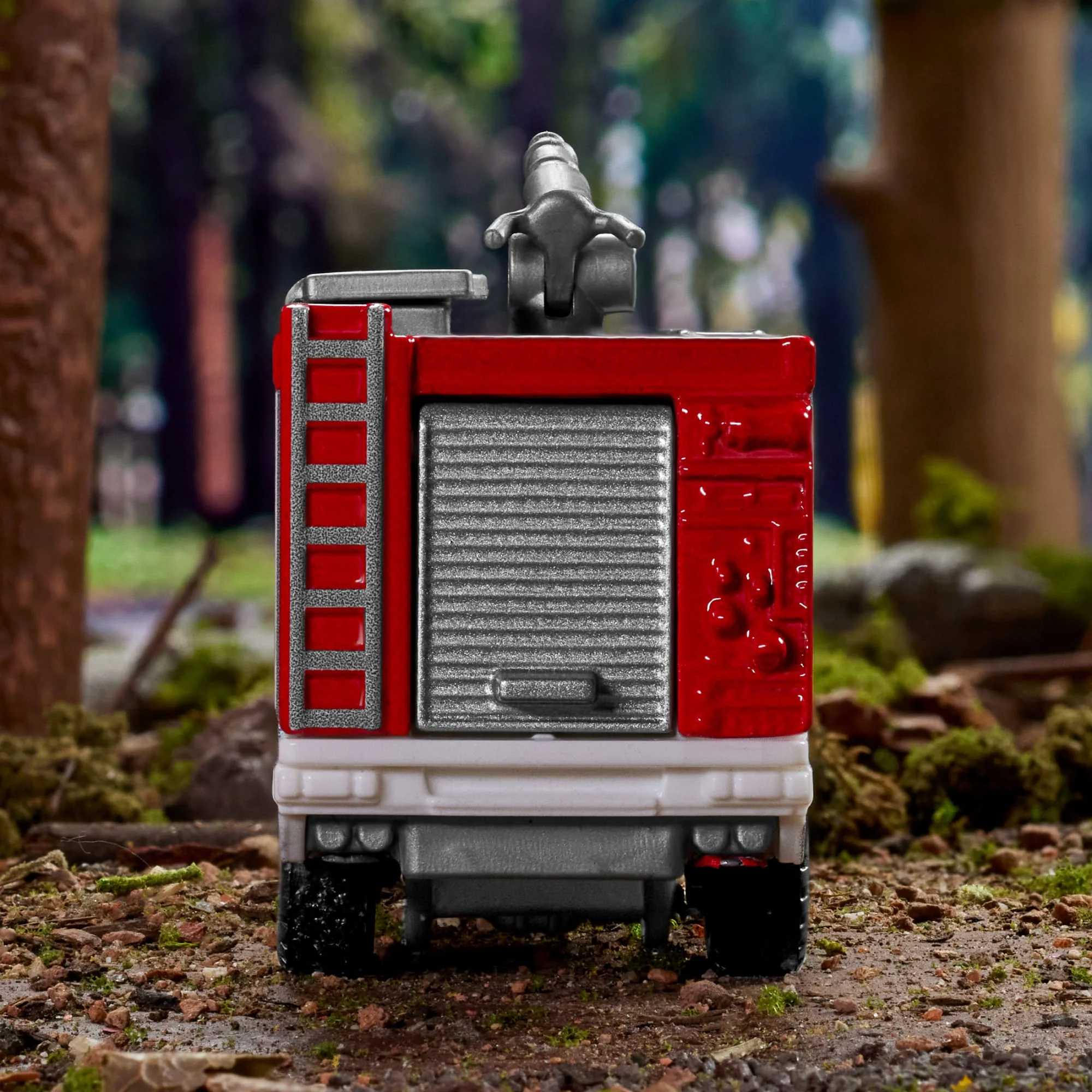 Mattel Creations Matchbox Collectors Mercedes-Benz Unimog Fire Truck