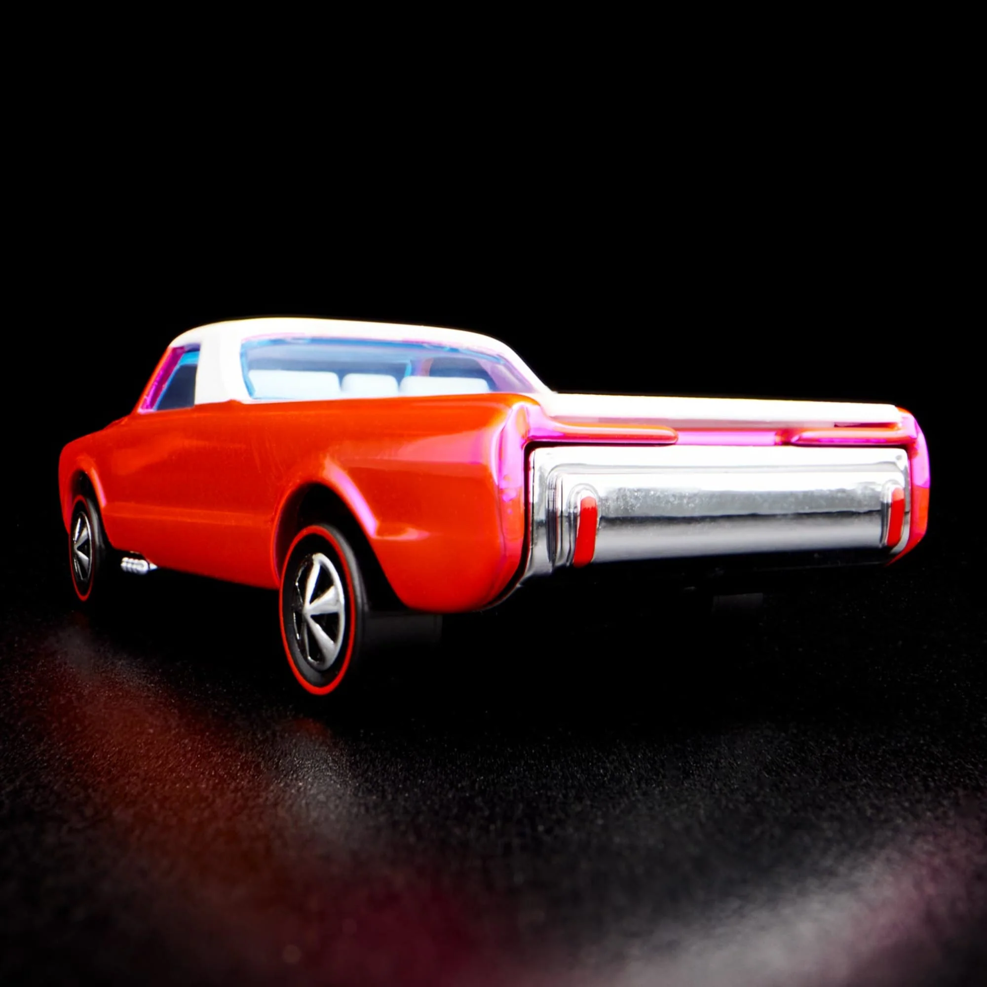Mattel Creations RLC EXCLUSIVE 2022 PINK EDITIONS CUSTOM FLEETSIDE™