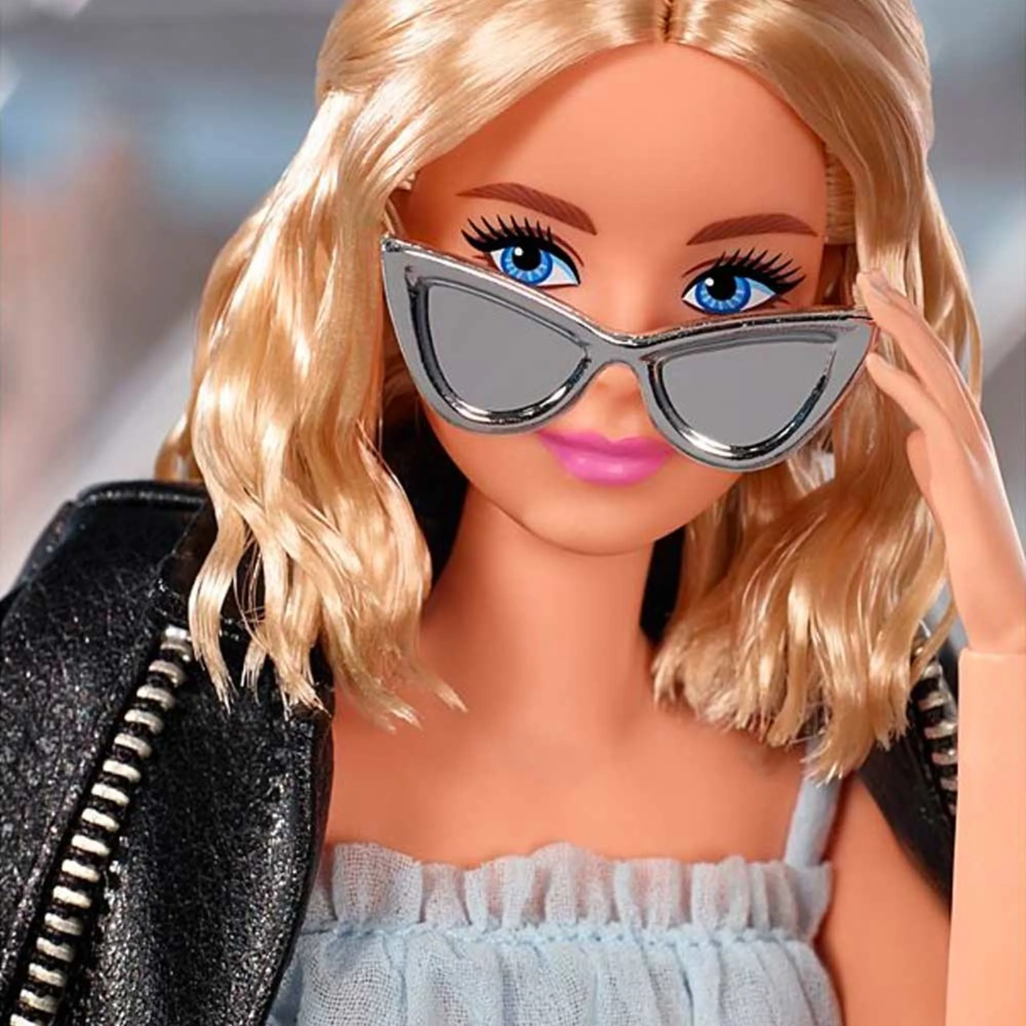 Mattel Creations Barbie @BarbieStyle Doll 1