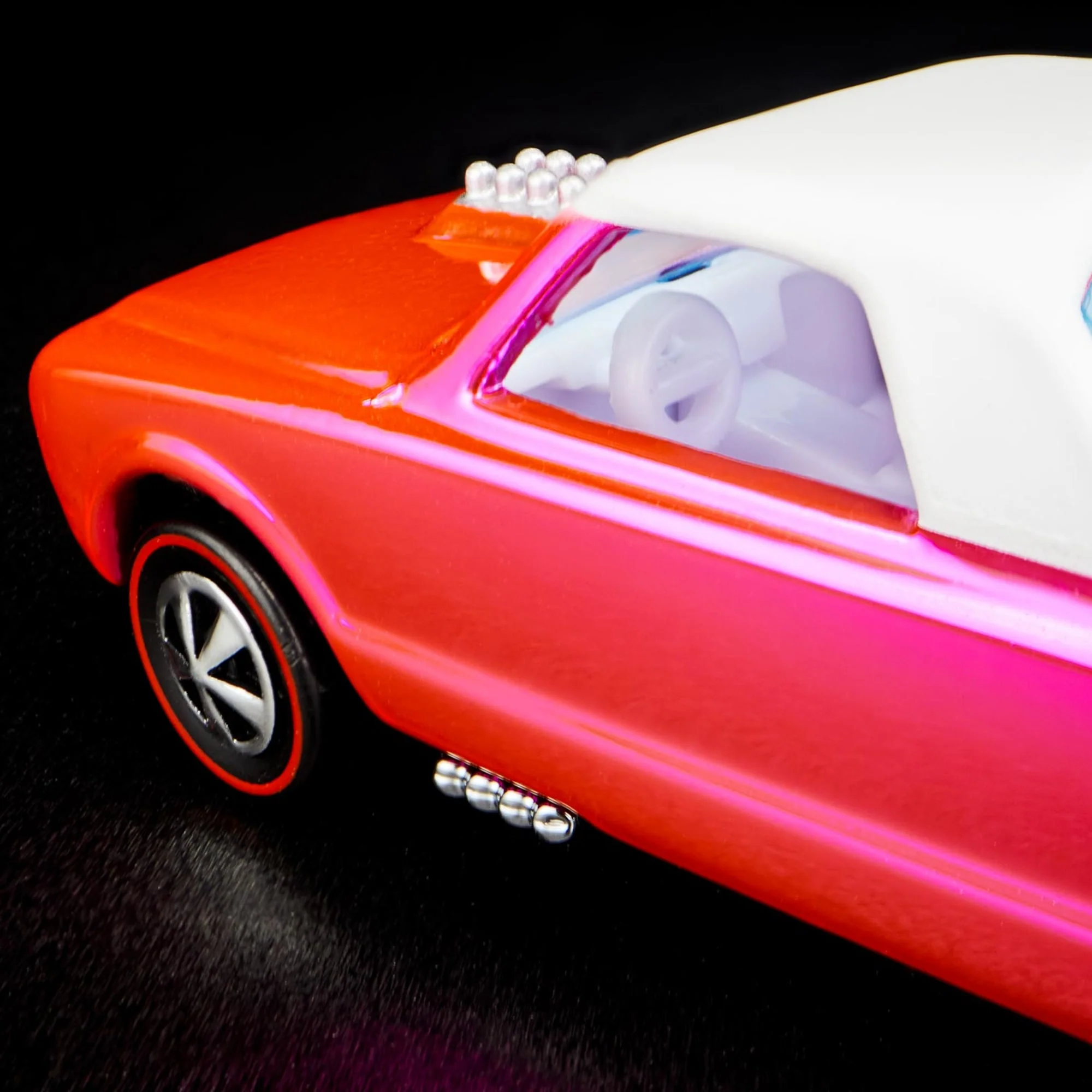 Mattel Creations RLC EXCLUSIVE 2022 PINK EDITIONS CUSTOM FLEETSIDE™