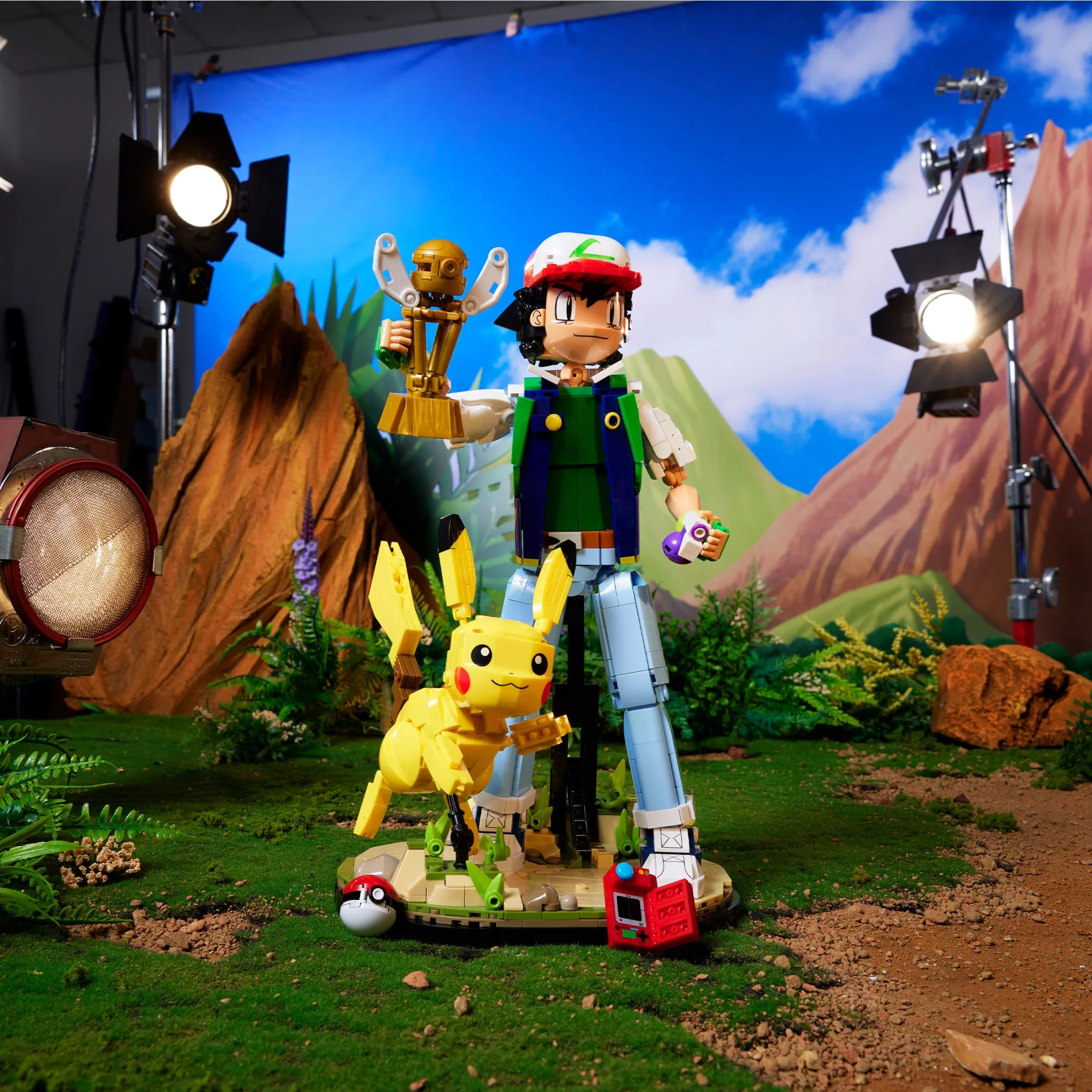 Mattel Creations Ash & Pikachu: Path to Victory by MEGA