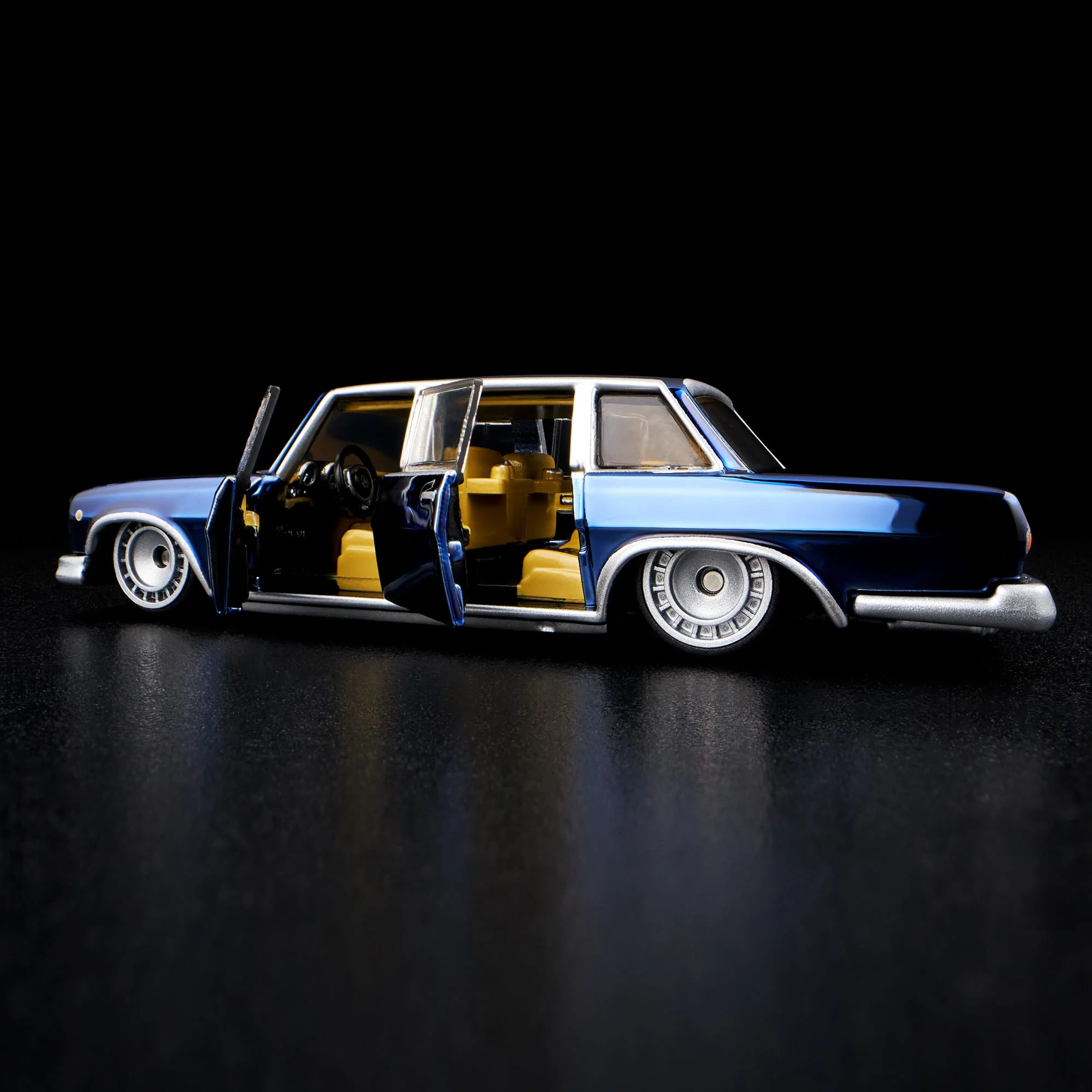 Mattel Creations RLC Exclusive 1964 Mercedes-Benz 600