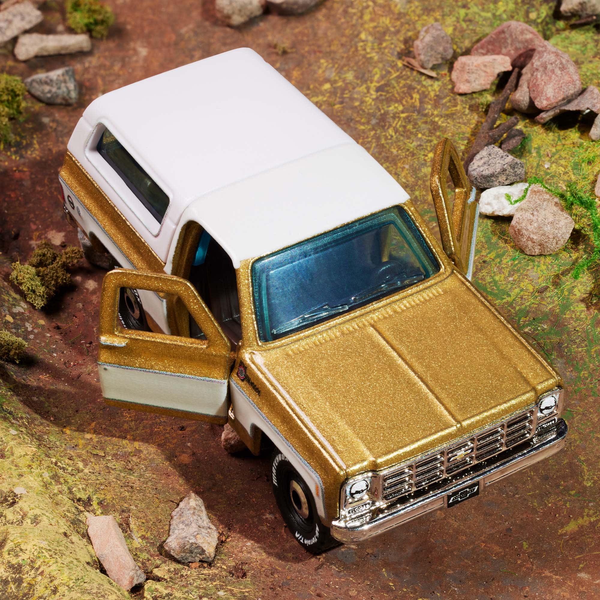 Mattel Creations Matchbox 1979 Chevy Blazer
