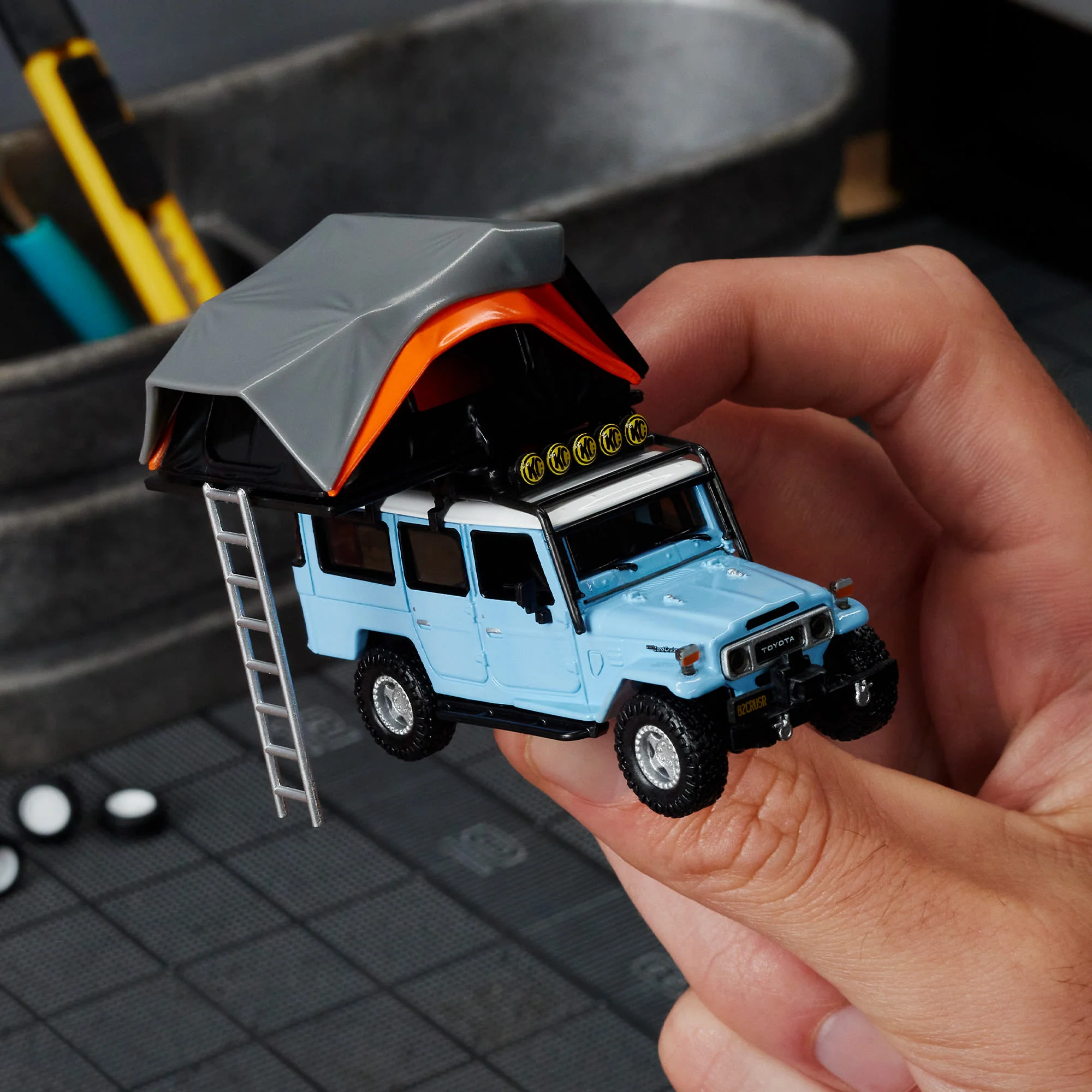 Mattel Creations Hot Wheels Elite 64 Mod Shop 1982 Custom Toyota Land Cruiser FJ45 Troopy
