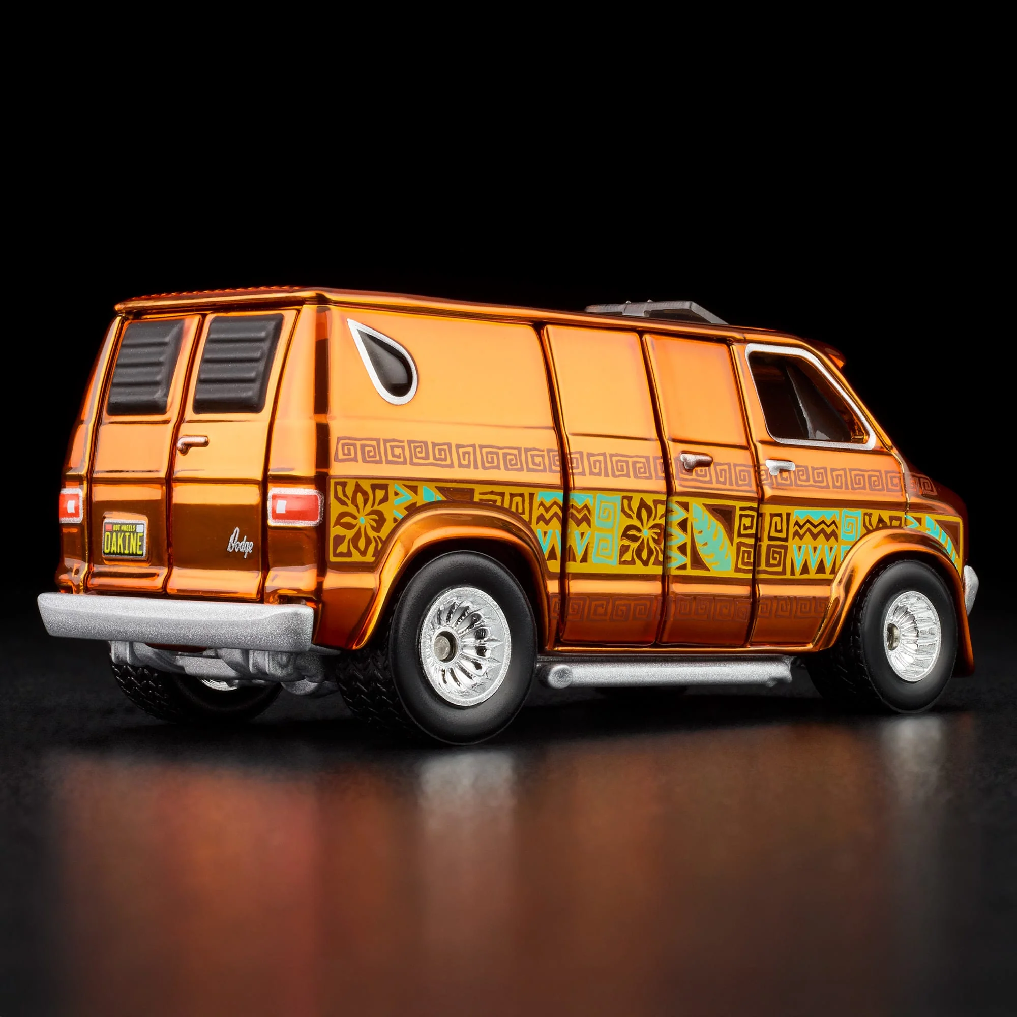 Mattel Creations RLC Exclusive '70s Dodge Tradesman Van