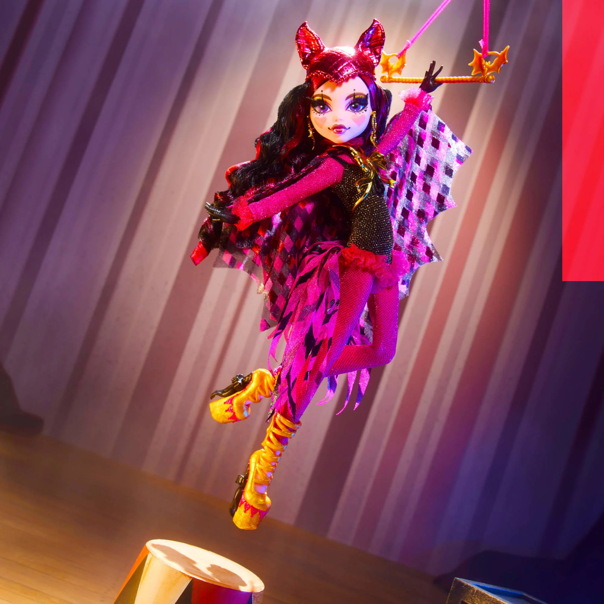 Mattel Creations Monster High Freak Du Chic Draculaura Figure