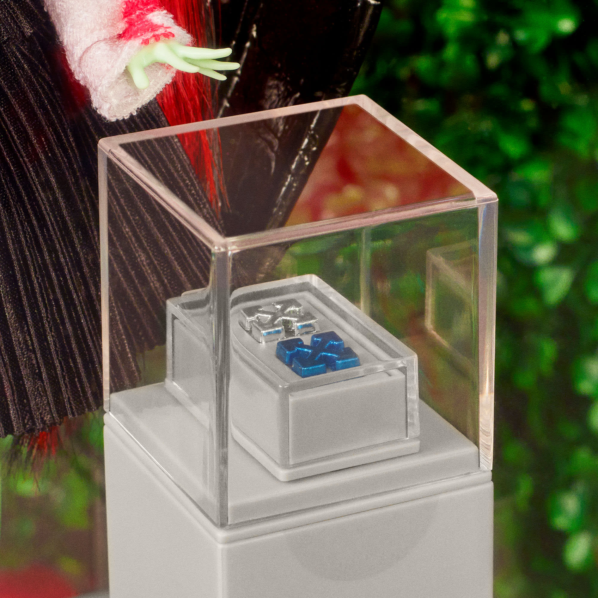 Mattel Creations Off-White™ c/o Monster High Raven Rhapsody Doll