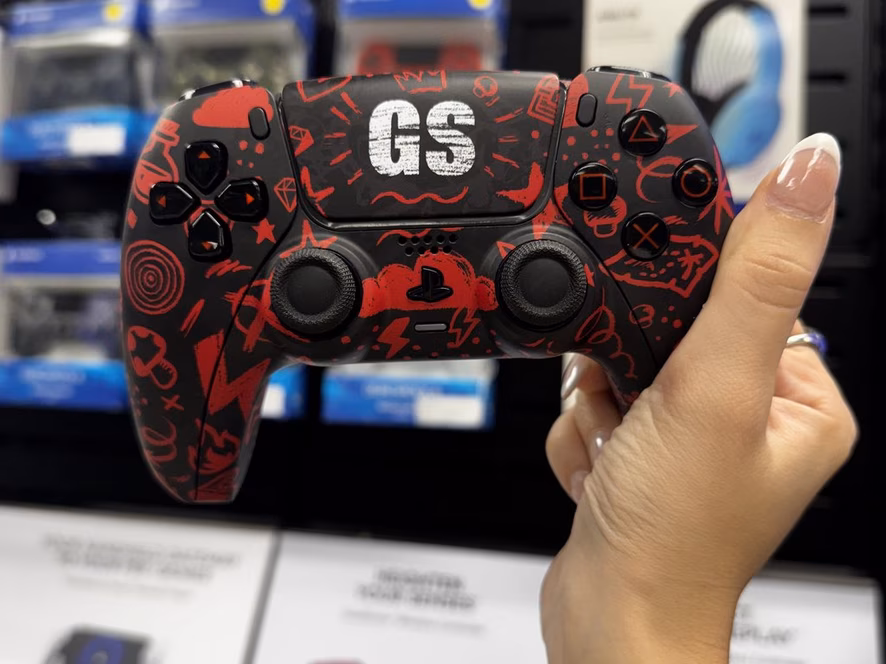 GameStop Sony DualSense Wireless Controller for PlayStation 5 - GameStop Logo (GameStop Exclusive Design)