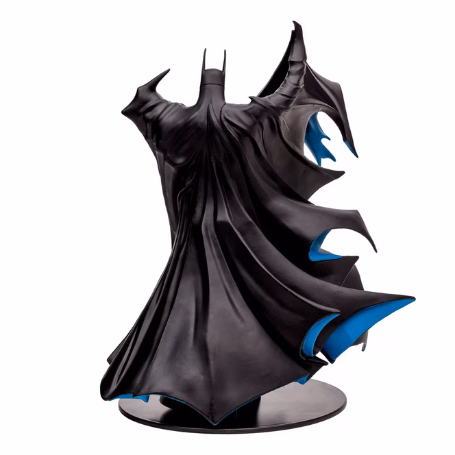 GameStop McFarlane Toys DC Direct Batman (Issue 423) 12-in Statue