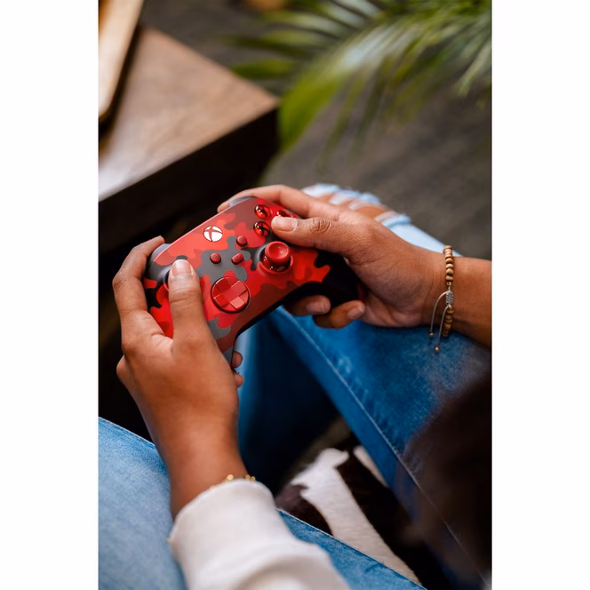 GameStop Microsoft Xbox Series X Daystrike Camo Controller