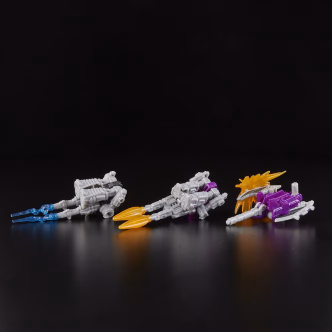 GameStop Hasbro Transformers Takara Tomy Siege War for Cybertron Trilogy WFC-S27 Decepticon Phatomstrike squadron action figure set 4-pack