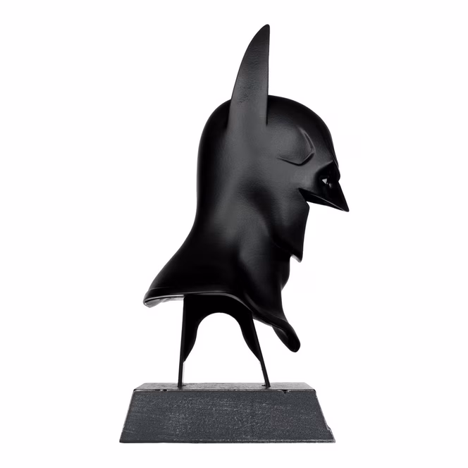 GameStop McFarlane Toys DC Direct Batman - Batman: Arkham Asylum 1:3 Scale Cowl Prop Replica
