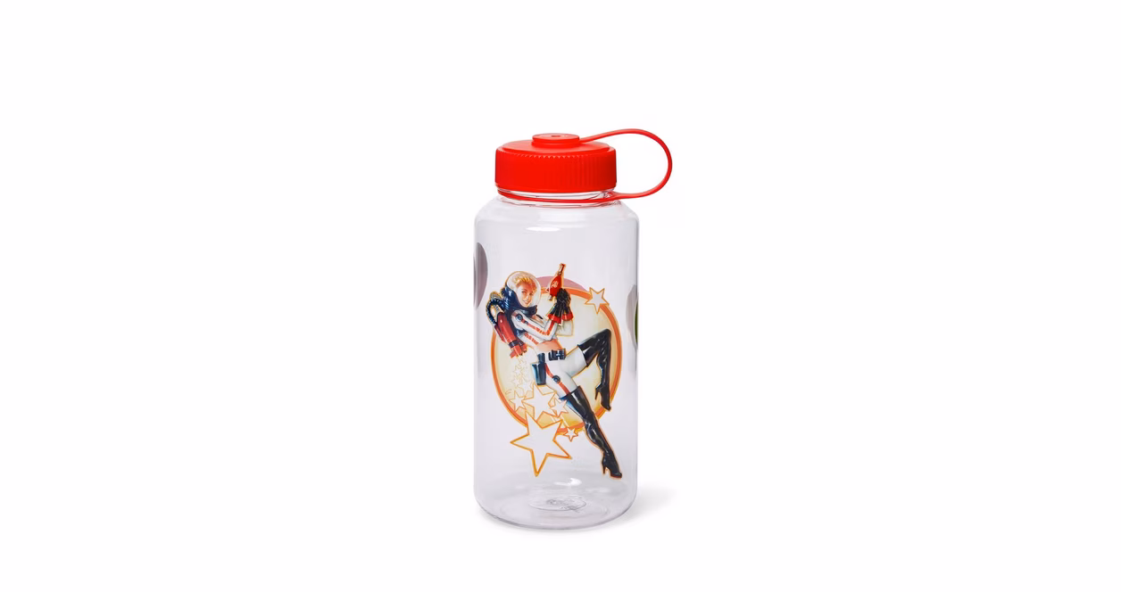 GameStop Fallout Nuka Cola Logo Plastic 34oz Water Bottle with Lid and Molded Ice Cubes