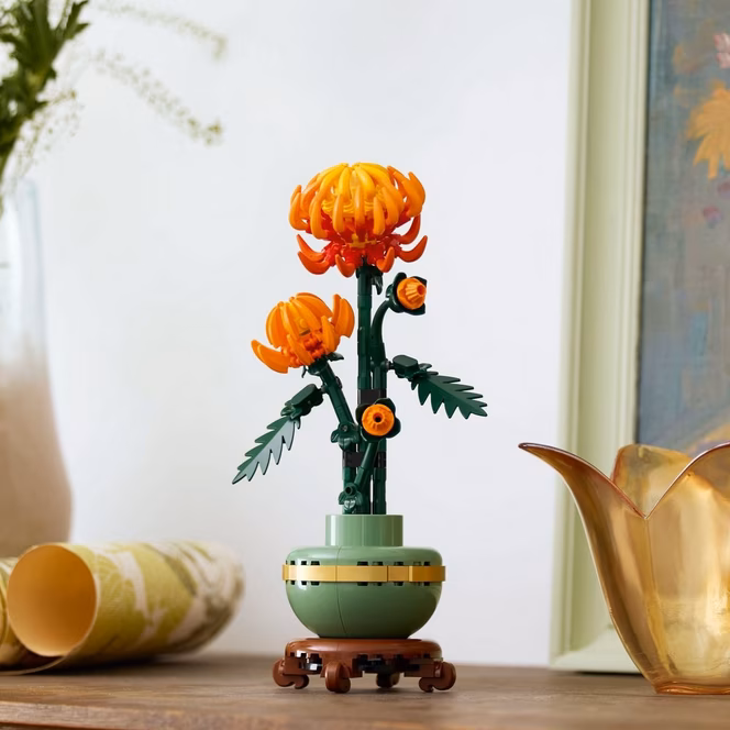 GameStop LEGO Botanicals Chrysanthemum Building Set for Home Decor 10368
