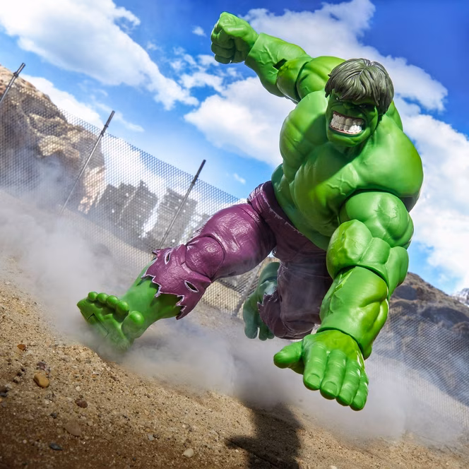 GameStop Hasbro Marvel Legends: Maximum Series Hulk 6-in Action Figure