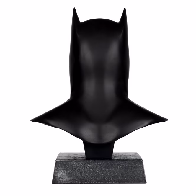 GameStop McFarlane Toys DC Direct Batman - Batman: Cowl (Court Of Owls) 1:3 Scale Cowl Prop Replica