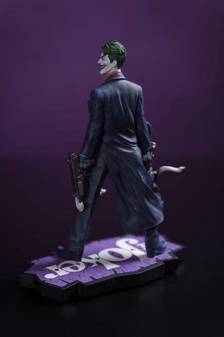 GameStop McFarlane Toys DC Direct The Joker by Gabriele Dell'Otto (The Joker Purple Craze) 1:10 Scale Resin Statue