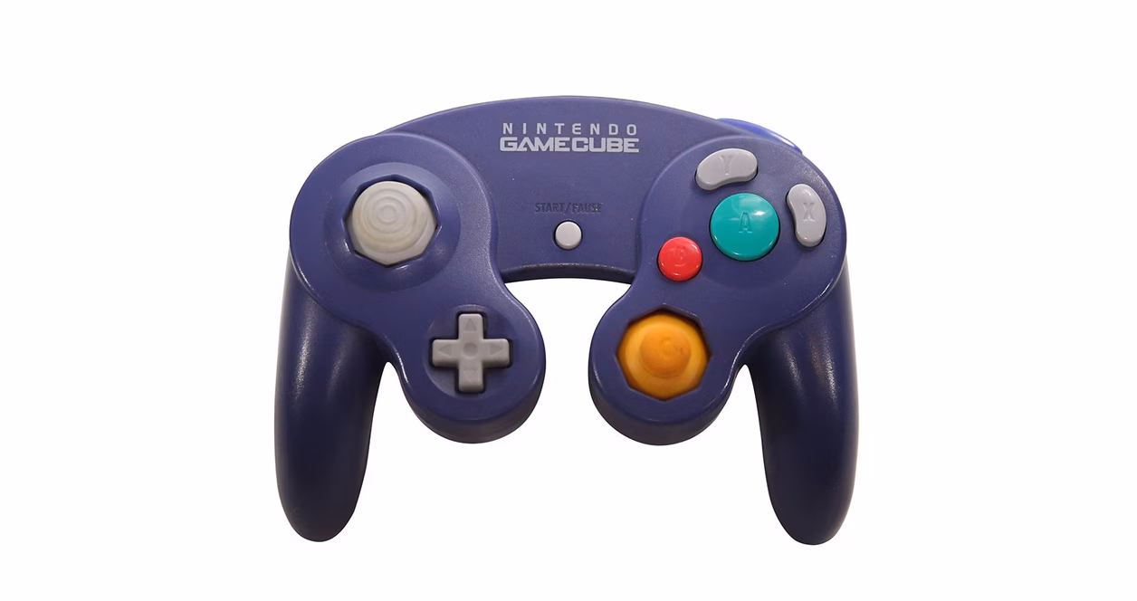 GameStop Nintendo GameCube Controller (Styles May Vary)