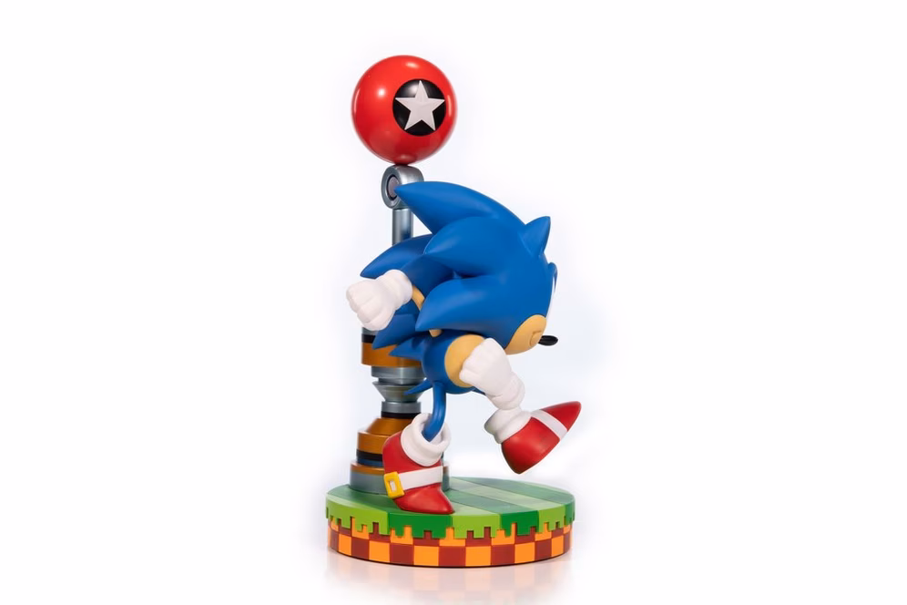 GameStop Dark Horse Comics Sonic the Hedgehog 11-in Statue