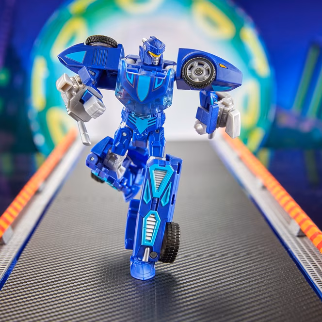 GameStop Hasbro Transformers  Deluxe Class Hot Wheels x Transformers Twin Milla 5-In Action Figure