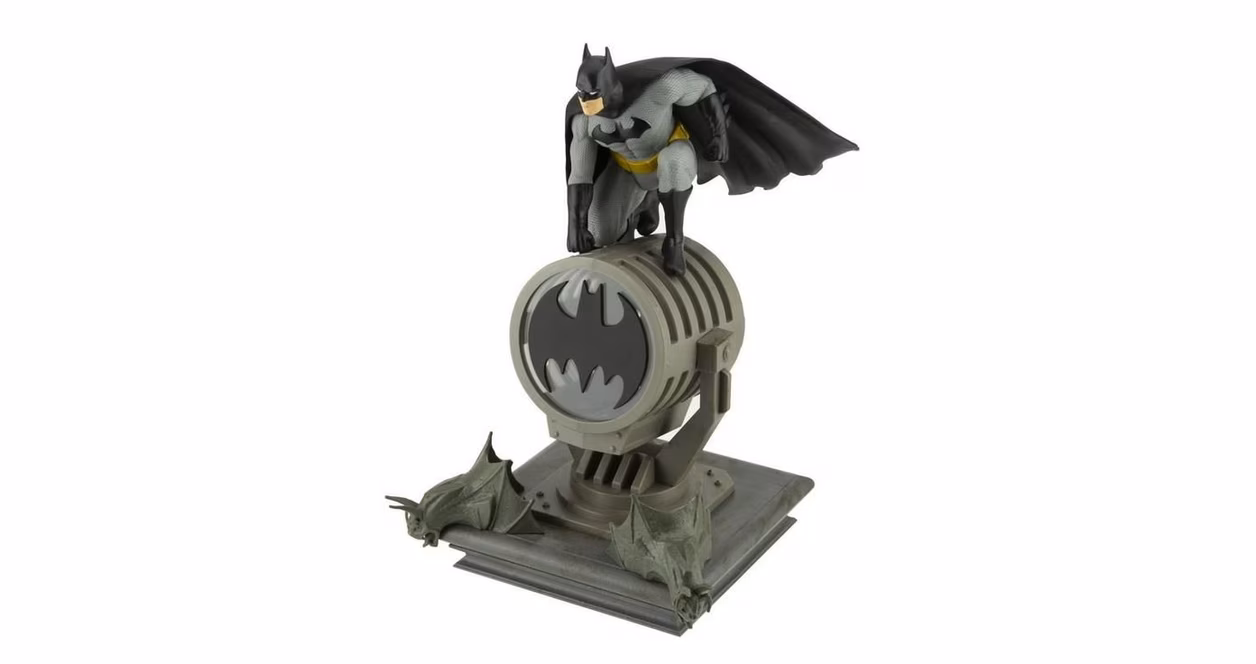 GameStop Batman Diorama 11-in LED Lamp