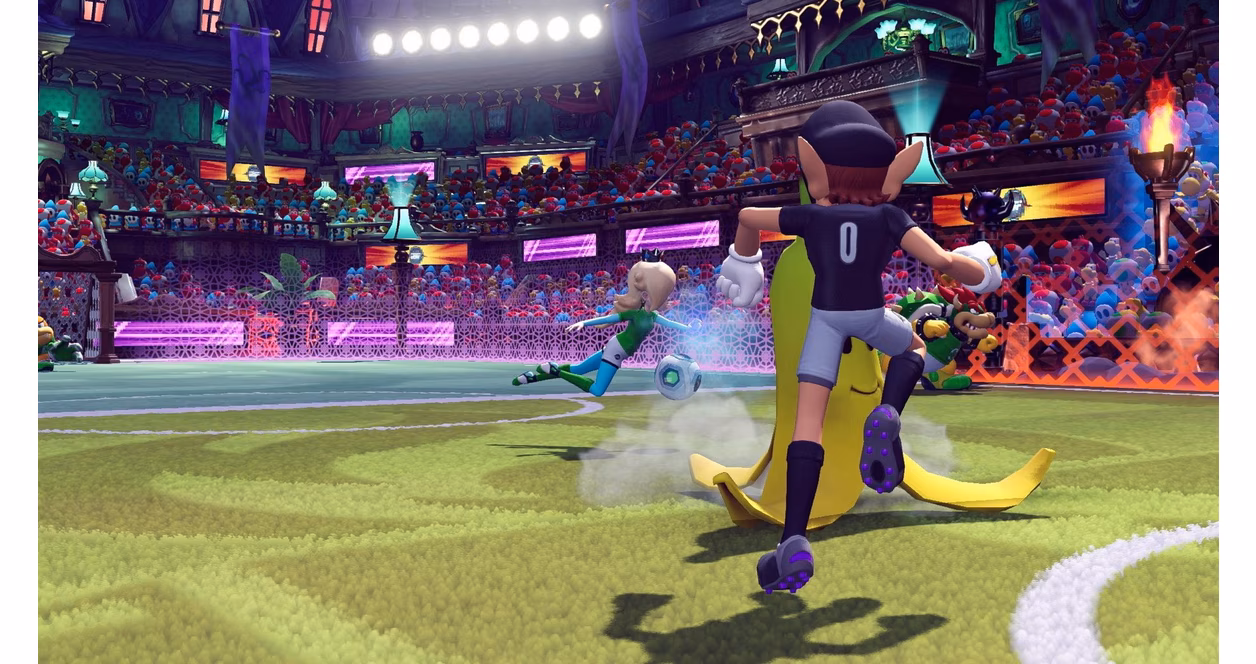 GameStop Mario Strikers: Battle League - Nintendo Switch