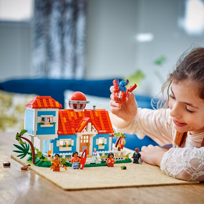 GameStop LEGO Disney Classic Lilo and Stitch Beach House Building Set 43268