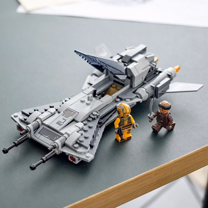 GameStop LEGO Star Wars Pirate Snub Fighter from The Mandalorian Set 75346