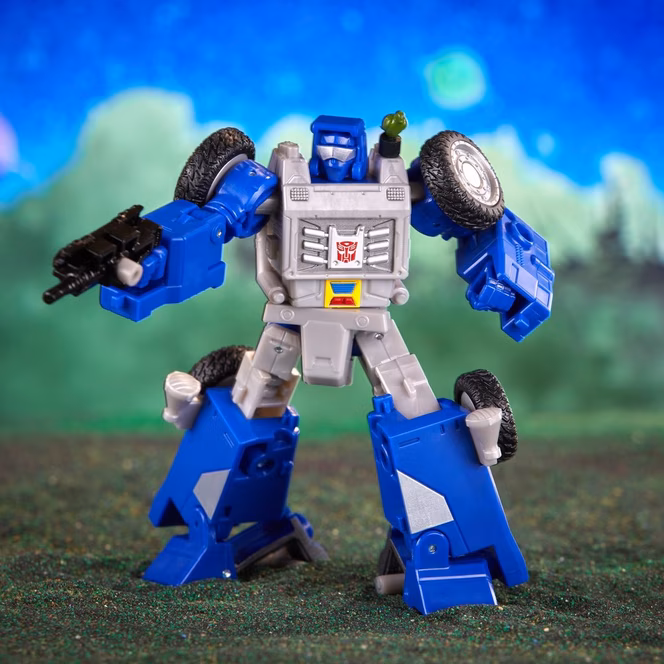 GameStop Hasbro Transformers Legacy Evolution Deluxe Class Beachcomber 5.5-in Action Figure