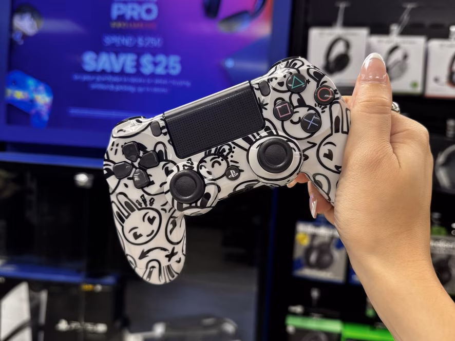 GameStop Sony DualShock Wireless Controller for PlayStation 4 - Buck the Bunny (GameStop Exclusive Design)