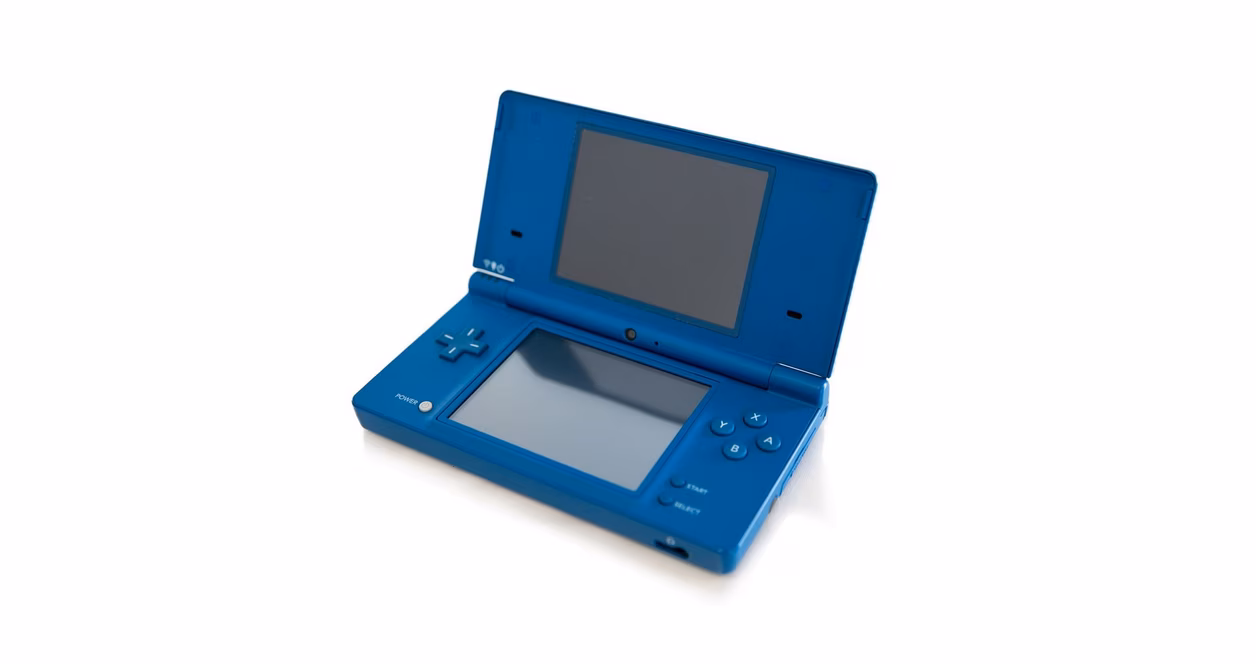 GameStop Nintendo DSi - Blue