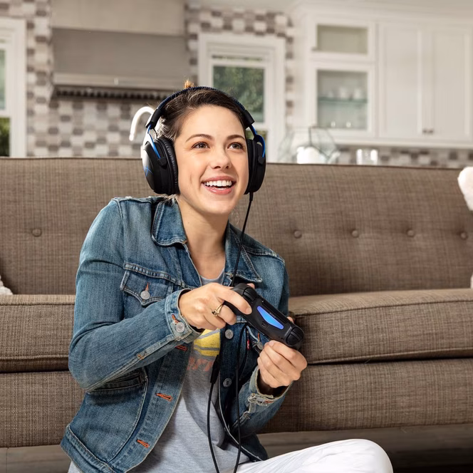GameStop HyperX Cloud Wired Gaming Headset for PlayStation 4 and PlayStation 5