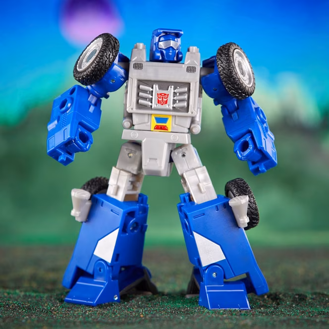 GameStop Hasbro Transformers Legacy Evolution Deluxe Class Beachcomber 5.5-in Action Figure