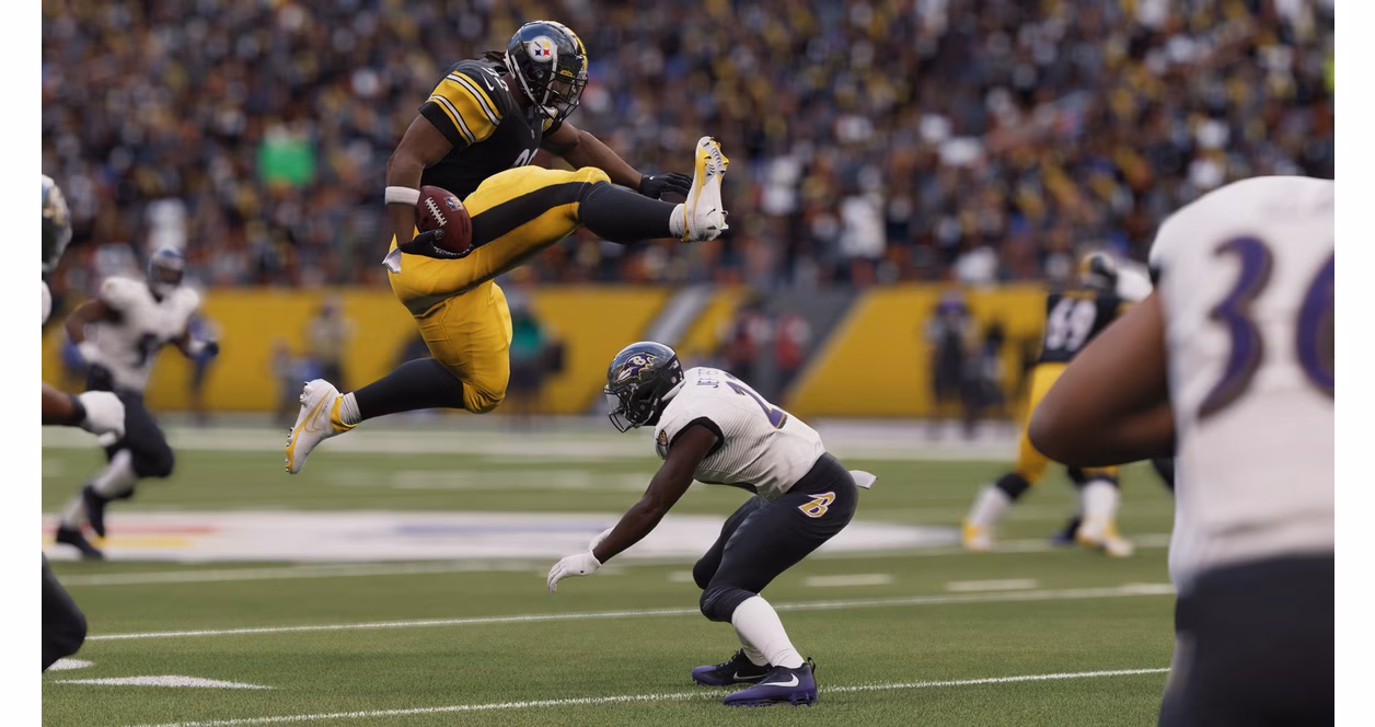 GameStop Madden NFL 23 - PlayStation 4