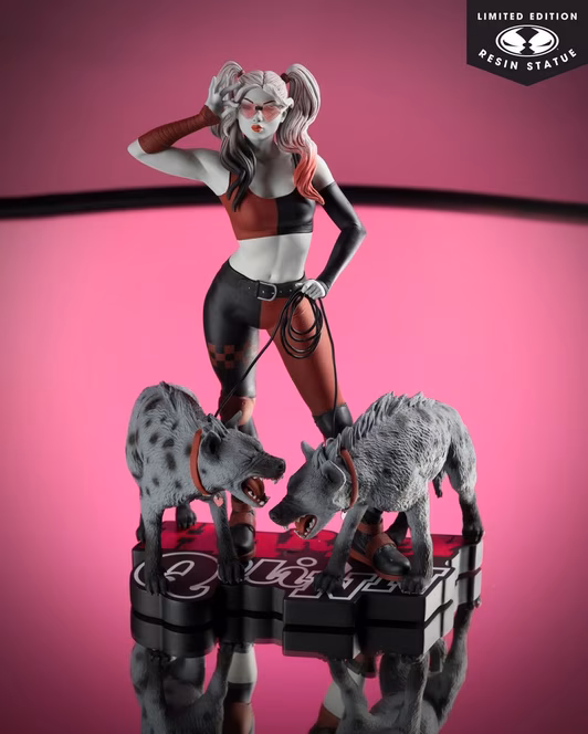 GameStop McFarlane Toys DC Direct Harley Quinn by Jenny Frison (Harley Quinn: Red, White and Black) 1:10 Scale Resin Statue