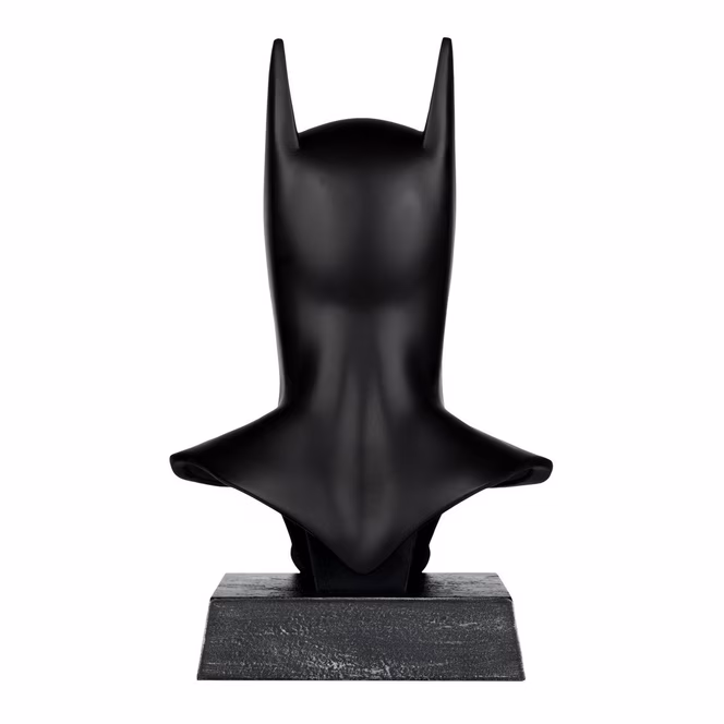 GameStop McFarlane Toys DC Direct Batman - Batman: Dark Knight Returns 1:3 Scale Cowl Prop Replica