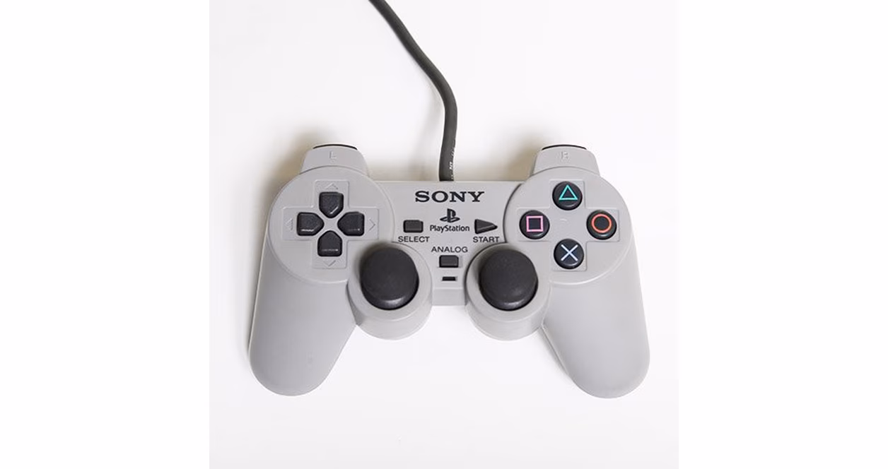 GameStop Sony PlayStation DUALSHOCK Wired Controller