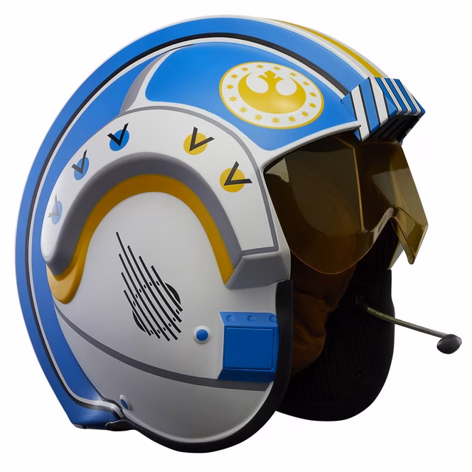 GameStop Hasbro Star Wars: The Mandalorian Carson Teva's Pilot Helmet