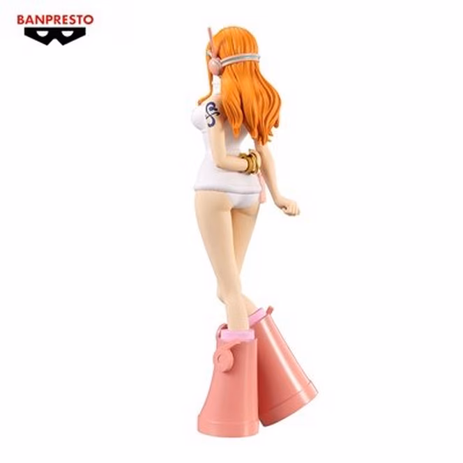 GameStop Banpresto One Piece The Grand Line Series Nami (Egghead Island) 6.3-in Statue