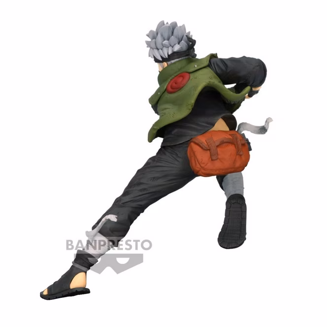 GameStop Banpresto Naruto Shippuden Kakashi Hatake (Colosseum) 5.1-in Statue